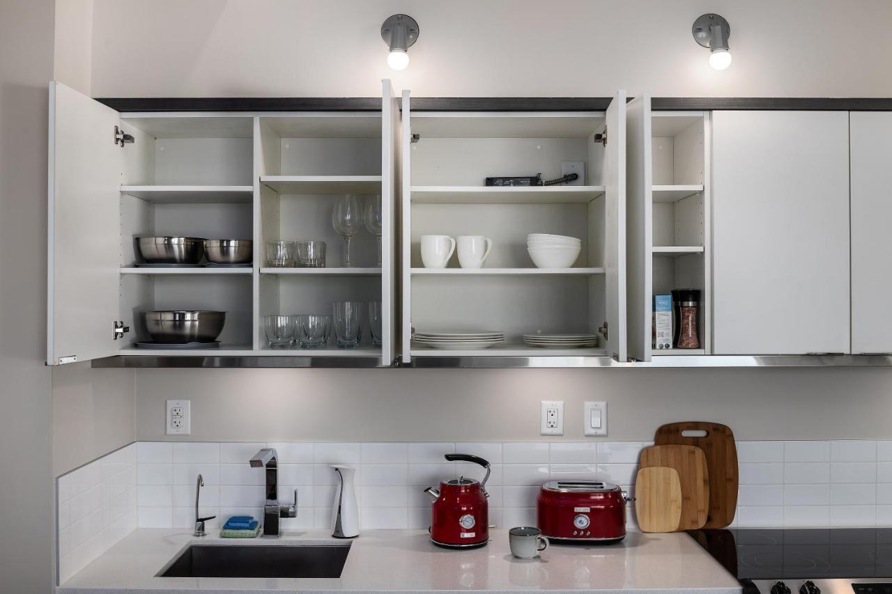 Corner Nest - Luxury Brand New Top Floor 2Bedroom Condo Kelowna Exteriér fotografie